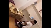Круто отпизженная жеребчиком женщина сосёт его хуй, даёт в половую щелочку и пищит, как японская сученька